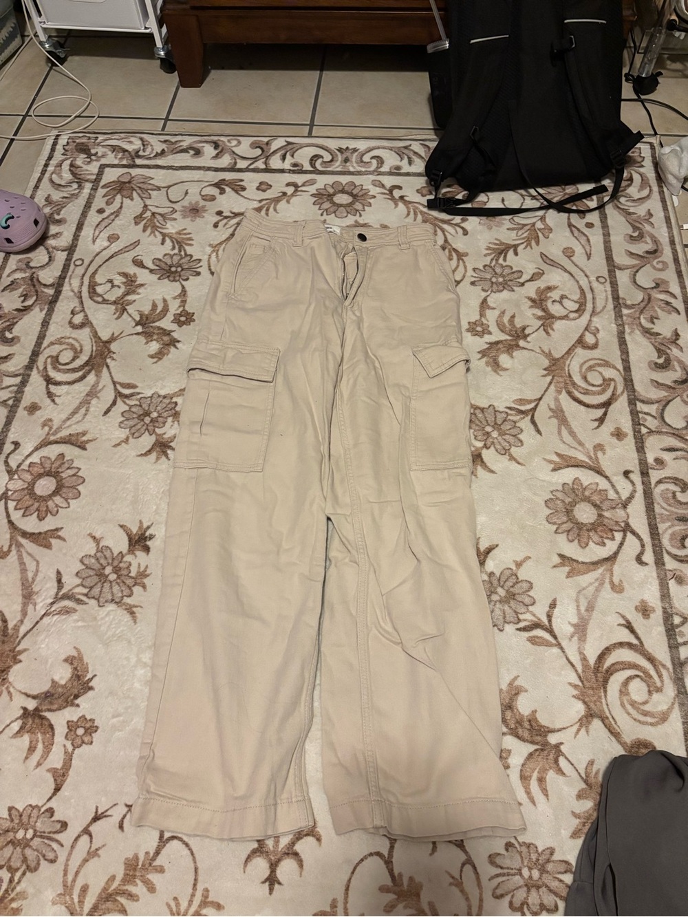 Cotton On Beige Wide-Leg Cargo Pants